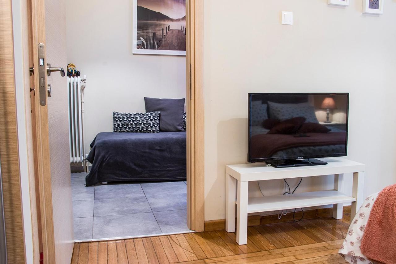 City Stay Close To The Metro A Charming Flat Atena Exterior foto